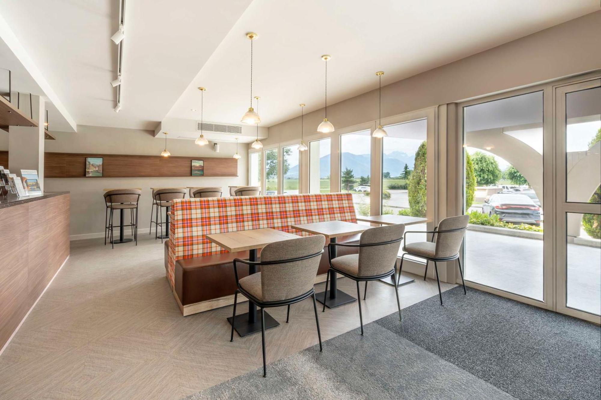 Best Western Kobalt Annecy Nord - Epagny Epagny Metz-Tessy Exteriör bild